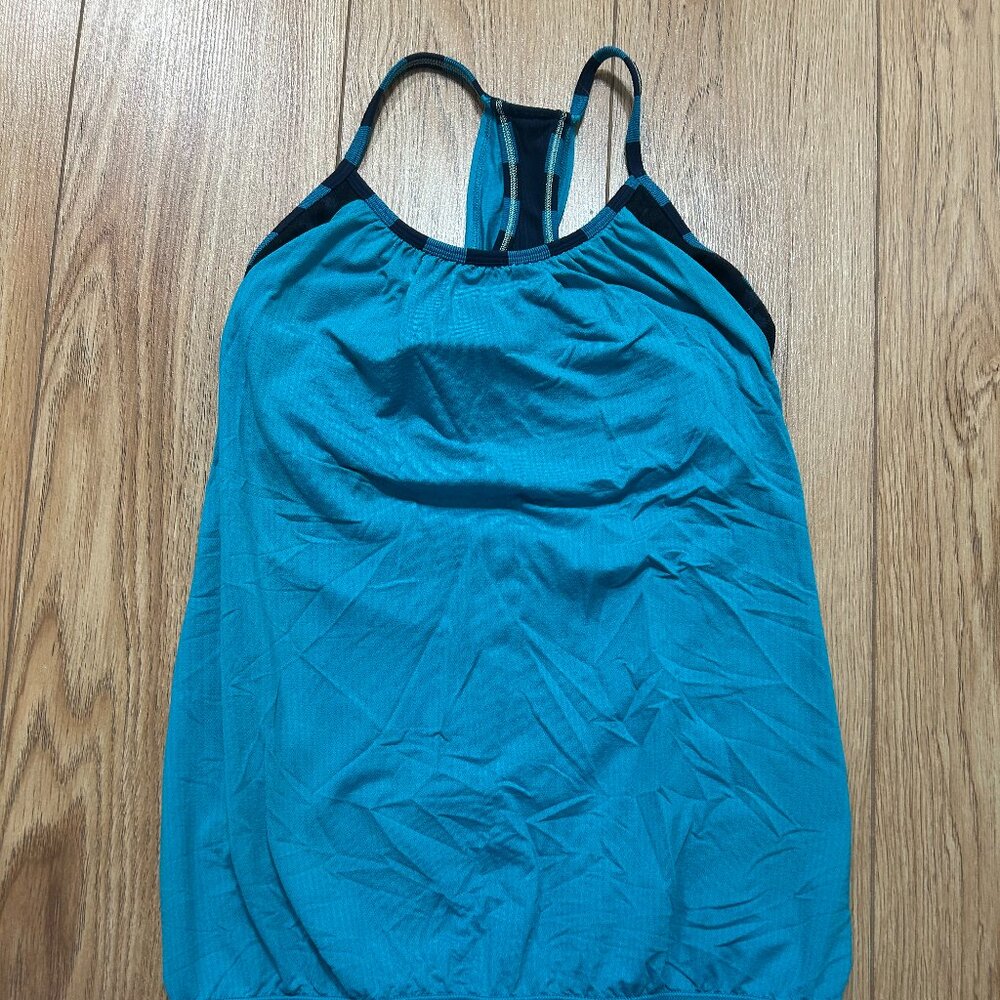 Lululemon No Limits Blue Tank Top, Size 4, 2-in-1, Sports Bra/Tank